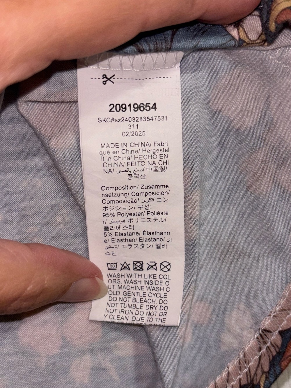 Shein Tee Size Large - Picture 3 of 4